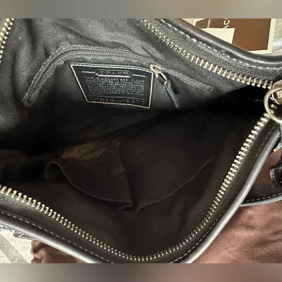 Coach Shoulder Bag Black Monogrammed - Picture 4 of 5